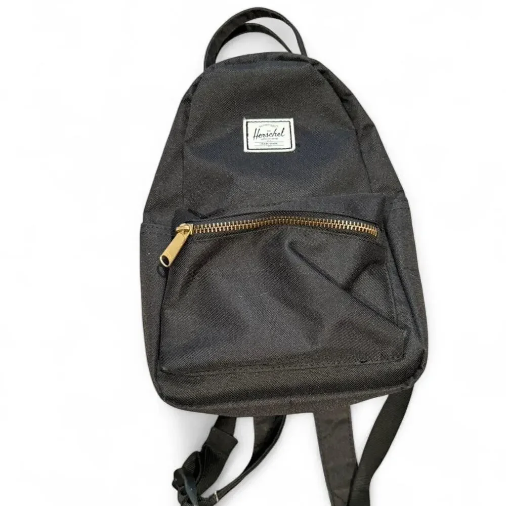 backpack and crossbody travel WITZMAN 40L for Men Carry On Black Nylon Luggage Backpack size2=kane-kids-backpack-color-block-green-navy Colour:Raven Crosshatch Grey Kanken Mini Backpack Fjallraven The classic Rick Steves